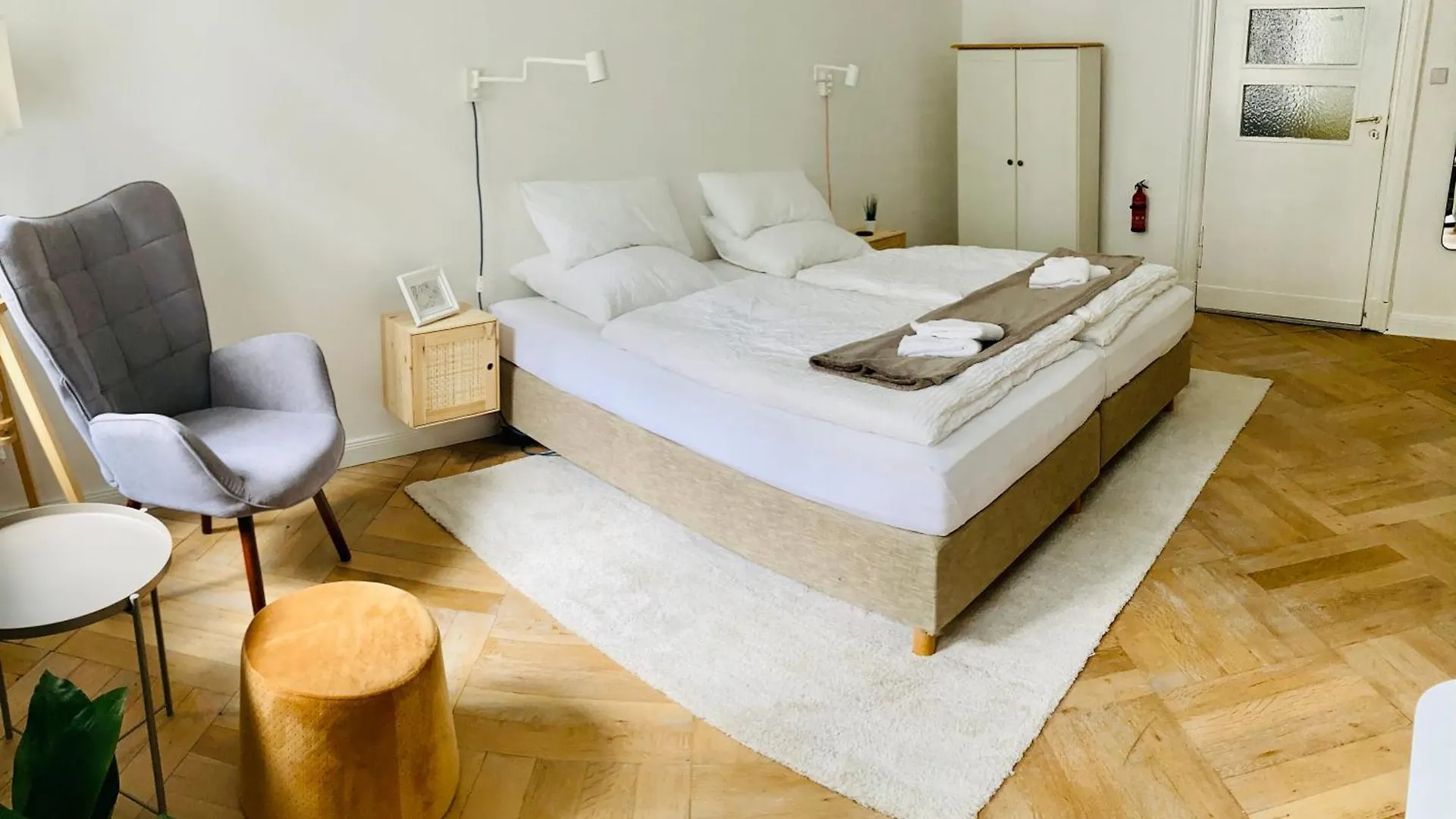 Serviced Room Im Herzen Berlin'S