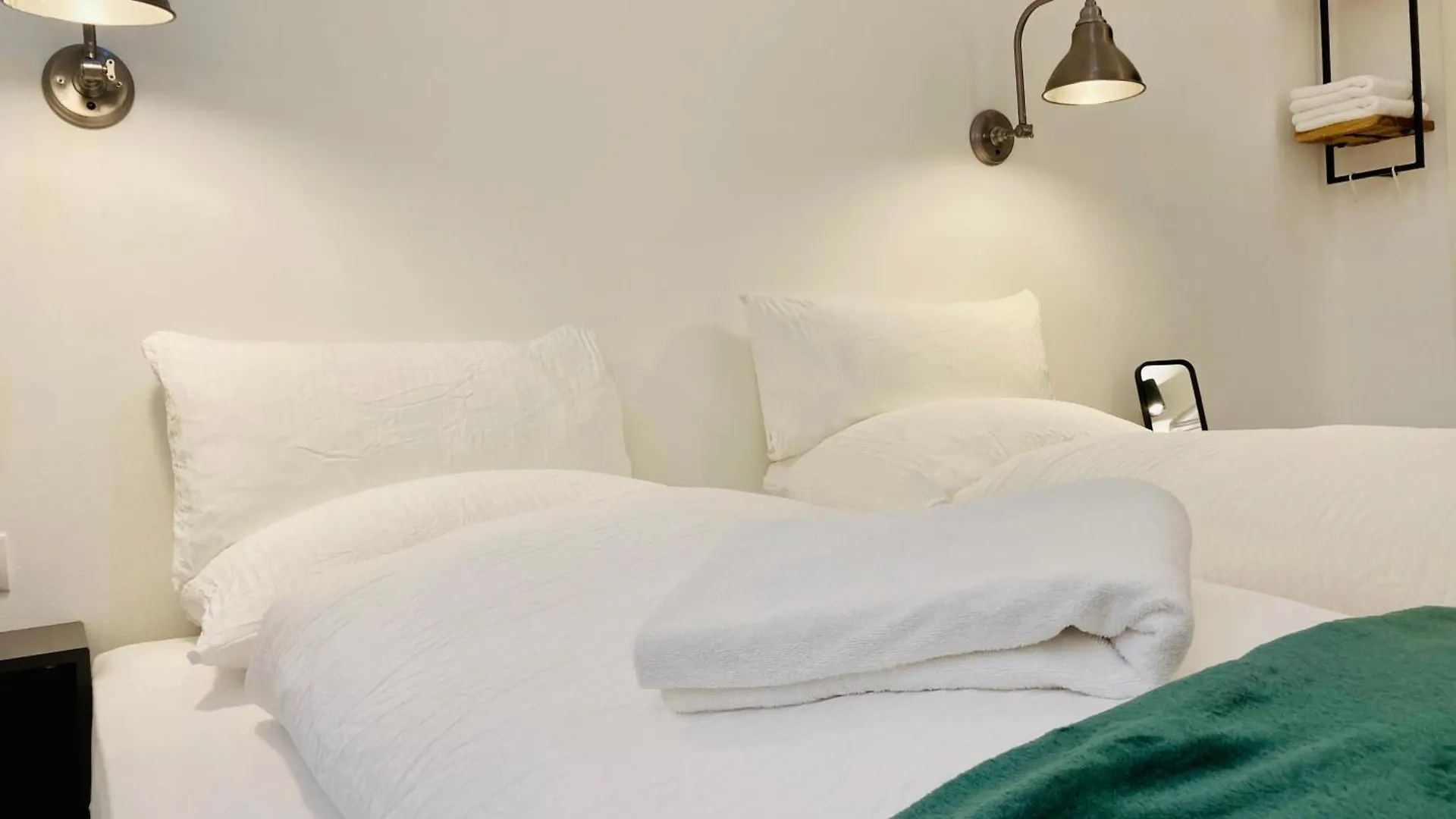 Serviced Room Im Herzen Berlin'S Pansiyon